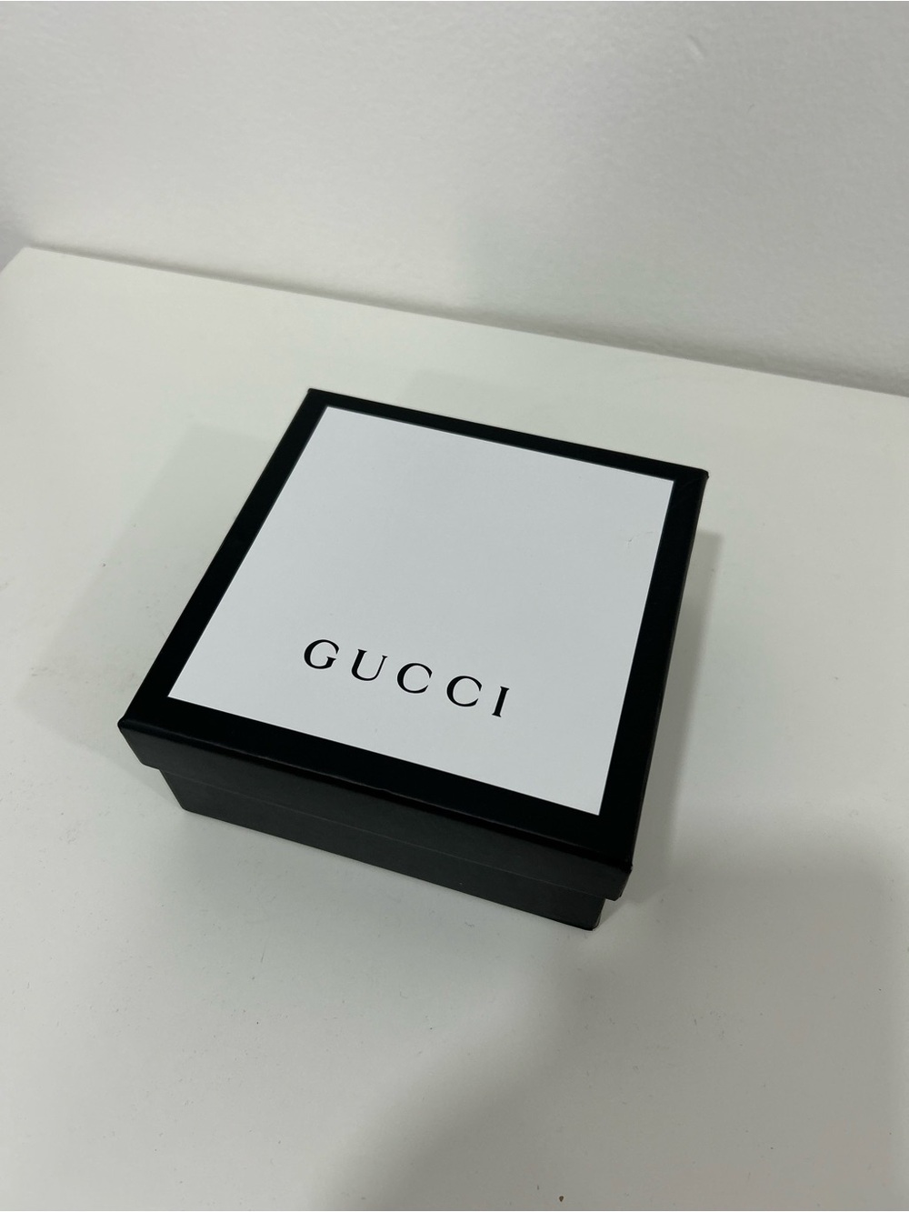Gucci Black Leather Belt with Gold Buckle - Picture 4 of 4